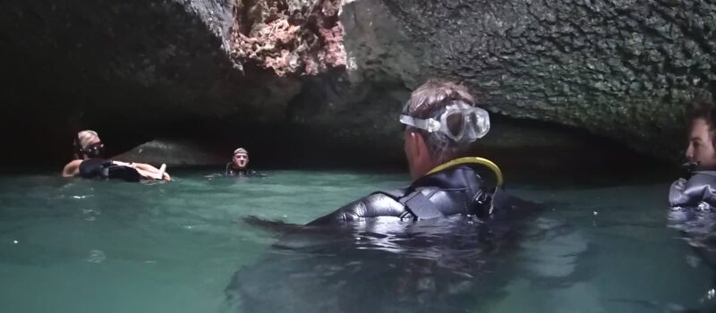 diver cave water